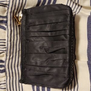 Henri bendel coin wallet